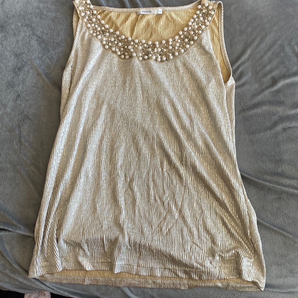 Ladies top